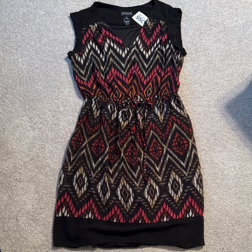 Enfocus Studio Black and Red Geometric Mini Dress
